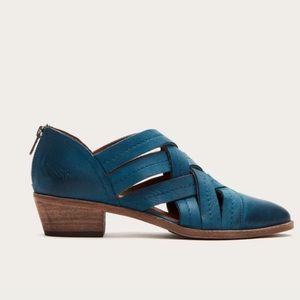 Frye Ray Huarache Shootie in Sea Blue